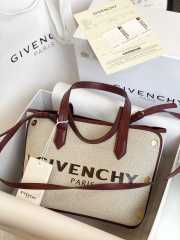 Givenchy tote bag in red 21x32x14cm - 1