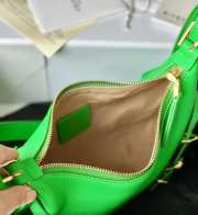 Givenchy small bag in green 24x18x3.5cm - 2