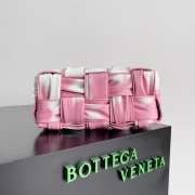 Bottega Veneta Brick Cassette Bag In Pink 25x12x12cm - 2