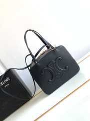 Celine folded cube in black 20x15x13cm - 1