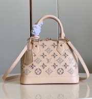 Louis Vuitton M91606 Alma BB In Beige 23.5x17.5x11.5cm - 1