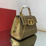 Valentino tote bag with golden buckle in beige 22x17x9cm - 4