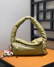 Loewe hobo bag in green 31x16x15cm - 1