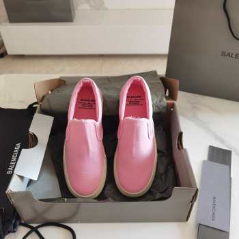 Balenciaga slip on in pink