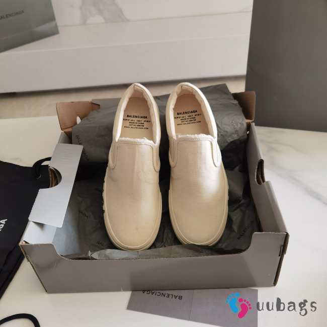 Balenciaga slip on in white - 1