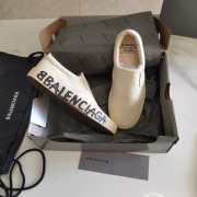 Balenciaga slip on in white - 2