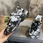 Balenciaga Triple S Sneaker In Black & White - 3