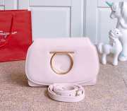 Ferragamo Gancini bag in pink 21x14x5cm - 1