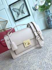 Ferragamo Gancini bag in beige 24.5x7x15.5cm - 5