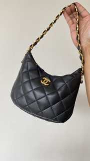 Chanel 22K Hobo With Gold Buckle In Black 17.5x24x6cm - 4