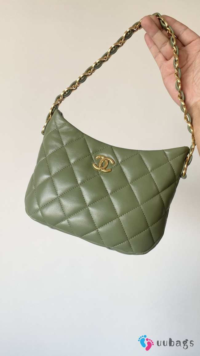 Chanel 22K Hobo With Gold Buckle In Green 17.5x24x6cm - 1