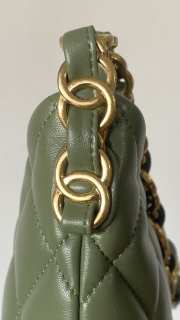 Chanel 22K Hobo With Gold Buckle In Green 17.5x24x6cm - 5