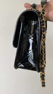 Chanel flap bag with gold buckle in black 17x20.5x6cm - 6