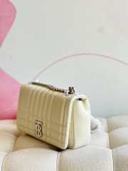 Burberry small lola crossbody bag in white 23x6x13cm - 5