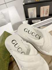 Gucci slippers in white S001 - 6