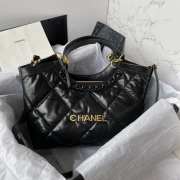 Chanel tote bag in black with gold hardware 38x23x11cm - 1