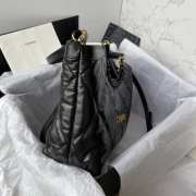 Chanel tote bag in black with gold hardware 38x23x11cm - 4