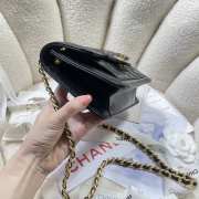 Chanel small shoulder bag in black 14x19x6cm - 2