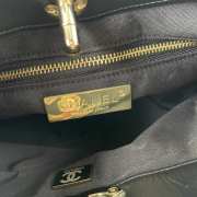 Chanel shopping bag in black 22x23x5.5cm - 6