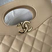 Chanel shopping bag in beige 22x23x5.5cm - 3