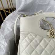 Chanel shopping bag in white 22x23x5.5cm - 4