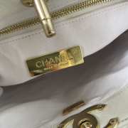 Chanel shopping bag in white 22x23x5.5cm - 5