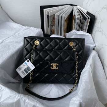 Chanel shopping bag in black 28x24x10cm