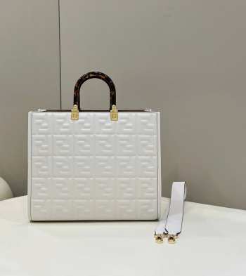 Fendi tote bag white 37x13.5x32cm