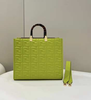 Fendi tote bag in green 37x13.5x32cm