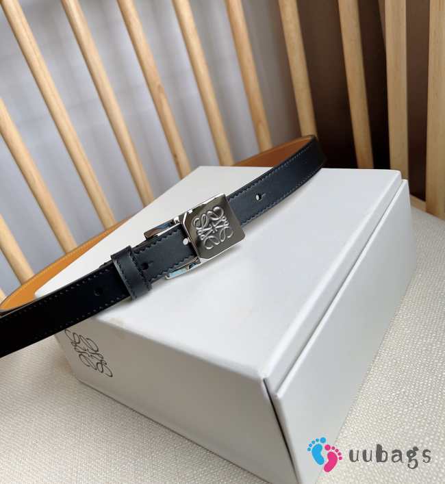 Loewe belt in black with silver buckle width 2cm - 1