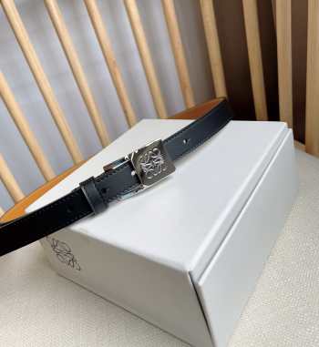 Loewe belt in black with silver buckle width 2cm