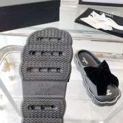 Chanel slippers in black with bow tie - 4