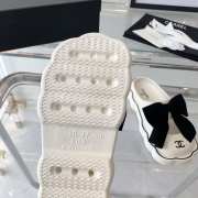 Chanel slippers in white with black bow tie  - 2