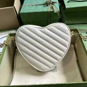 Gucci G mini heart-shaped bag in white 20x17.5x6.5cm - 2