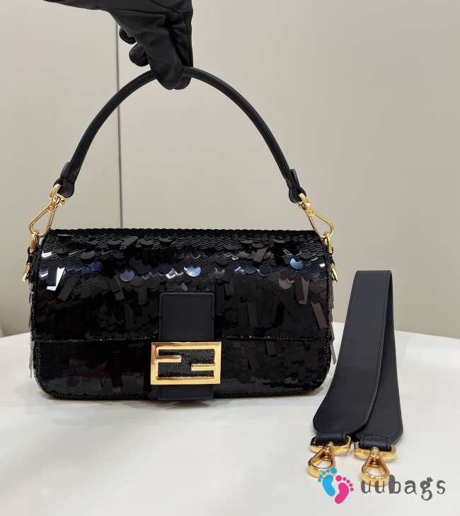 Fendi Baguette black sequin and leather bag 27x6x15cm - 1