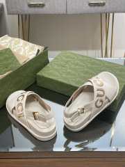 Gucci logo sandal in white EU 35-41 - 2