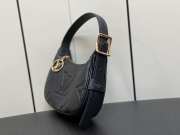 Louis Vuitton M82391 mini moon handbag in black 20.5x11x5 cm - 5