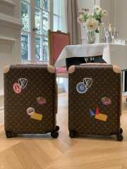 Louis Vuitton Monogram Comics Luggage 38x55x21cm - 4