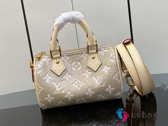 Louis Vuitton M82242 speedy bag in gold 16x10x7.5cm - 1