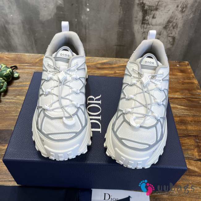 Dior white B31 runner sneakers 01 - 1