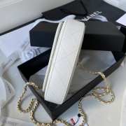 Chanel 23A flap bag in white with gold buckle 19×11×3.5cm - 4