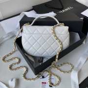 Chanel 23A flap bag in white with gold buckle 19×11×3.5cm - 5