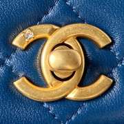 Chanel 23A logo flap bag in blue with gold buckle 19cm - 6