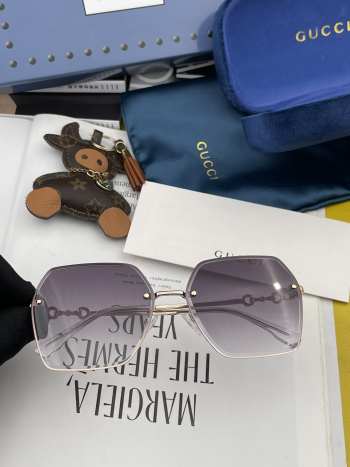 Gucci Sunglasses 5661