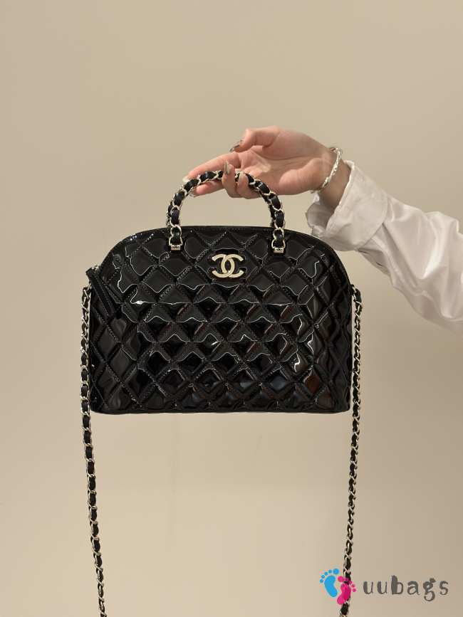 Chanel tote patent calfskin & gold-tone metal black - 1