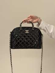 Chanel tote patent calfskin & gold-tone metal black - 1