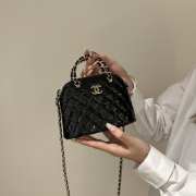 Chanel small tote patent calfskin & gold-tone metal black - 1