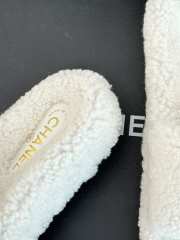 Chanel Fur Slides In White EU 35-40 - 4