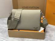 Louis Vuitton takeoff messenger bag 28x24x10cm - 1