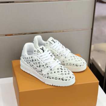 Louis Vuitton Trainer In White EU38-45